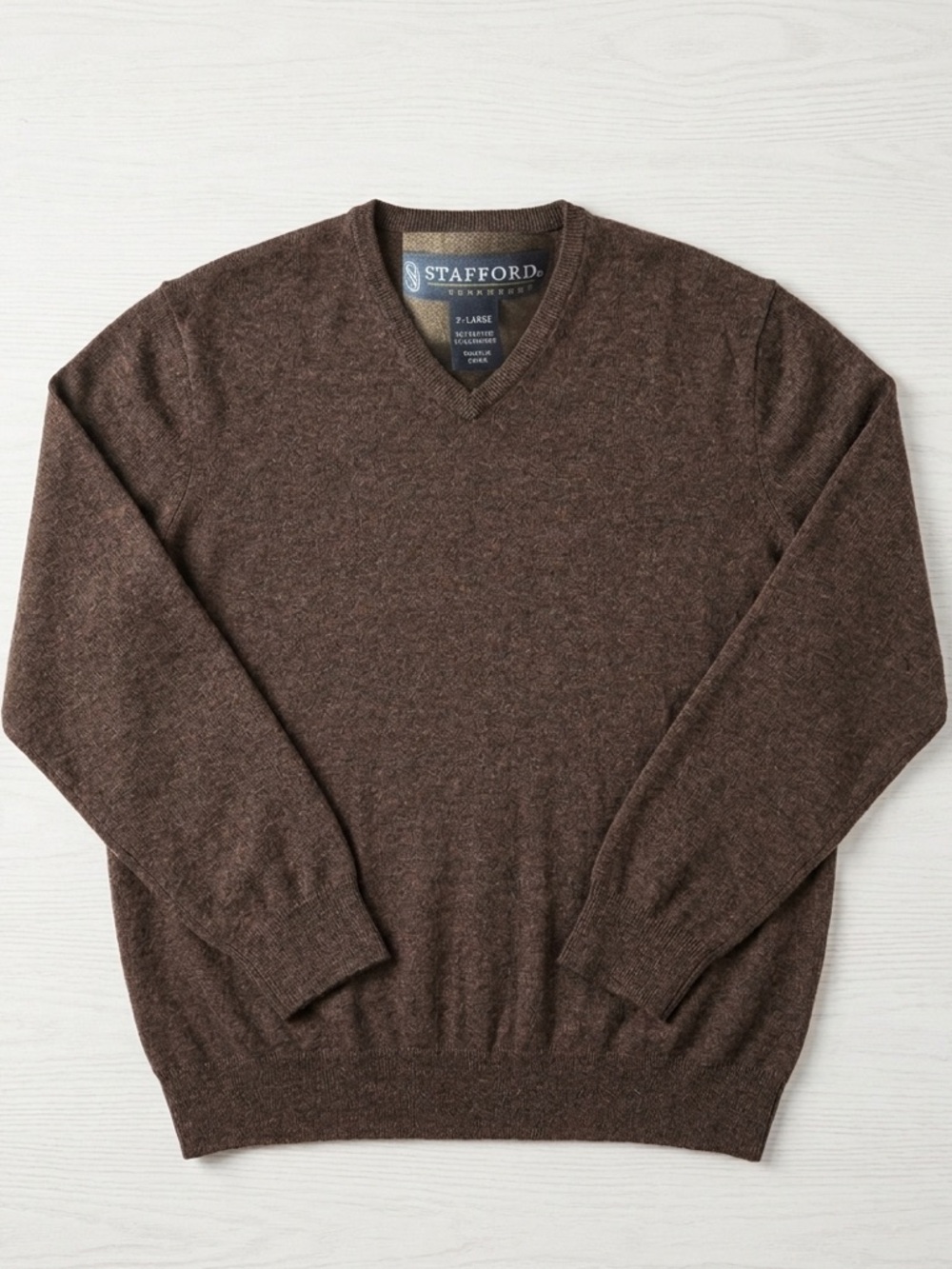 Men’s Stafford Signature Cashmere Blend Sweater Soft, Classic Brown XL - Picture 2 of 8